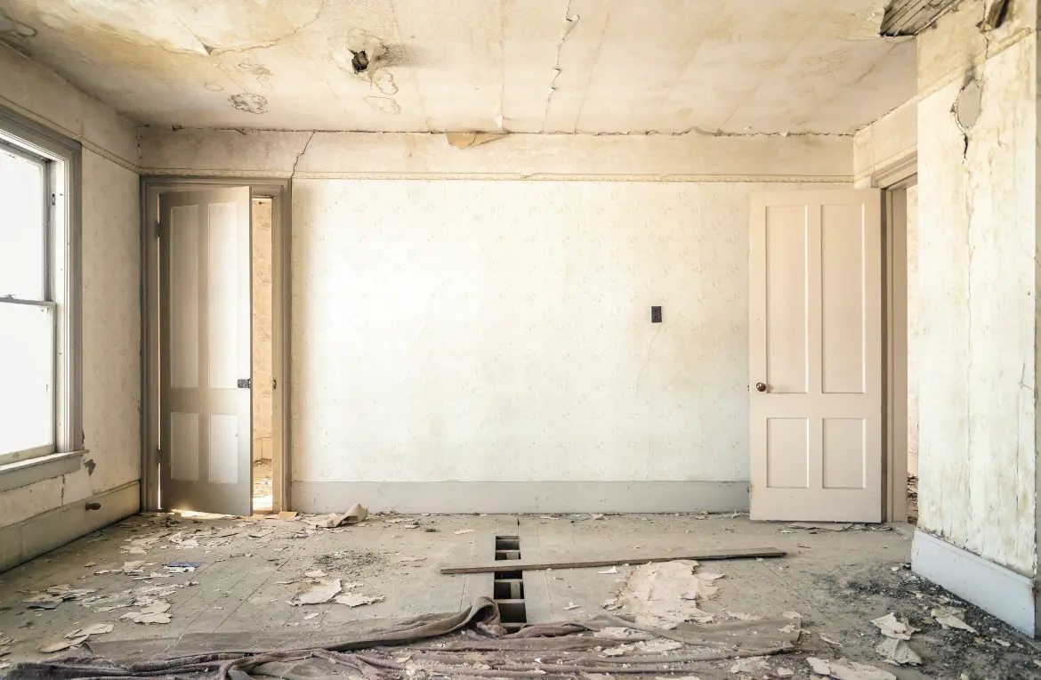 Waste disposal crew managing a cleanout project in Monmouth Beach